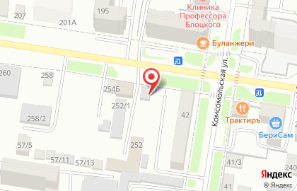 Три колор на улице Горького на карте