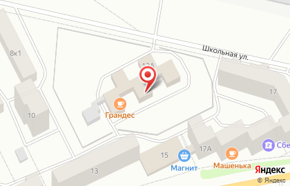 Атис на Школьной улице на карте