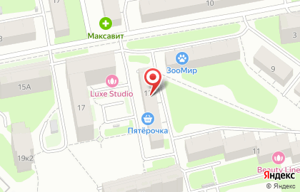 Продуктовый магазин Наш на улице Маршала Голованова на карте