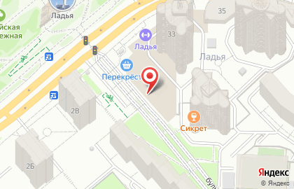 Салон цветов, подарков и сувениров Symphony в Октябрьском районе на карте