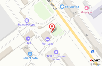 Кафе Парус на улице Строителей на карте
