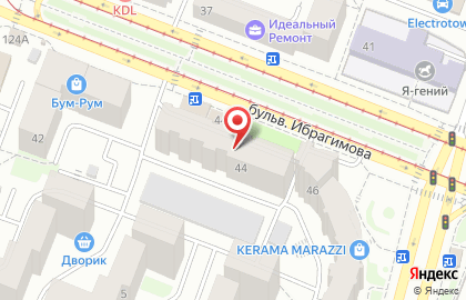 Автошкола Вираж на бульваре Ибрагимова на карте