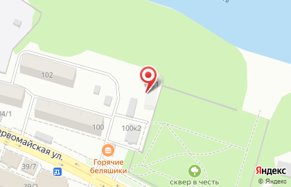 Химчистка-прачечная Енот на Первомайской улице на карте