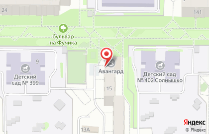 Молодежно-подростковый центр Авангард на Ломжинской улице на карте