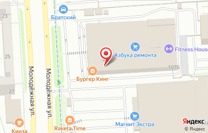 Магазин Гильдия окон и дверей на Молодёжной улице на карте