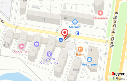 Киоск фастфудной продукции на бульваре Комарова на карте