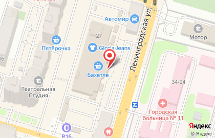 Магазин одежды Gloria Jeans на Ленинградской улице на карте