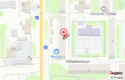 Супермаркет Магнит на Набережной улице на карте