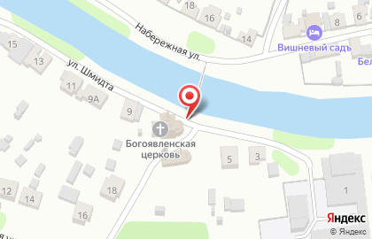Богоявленская церковь на улице Шмидта на карте