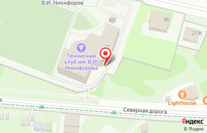 Фитнес-клуб World Class на набережной Мартынова на карте