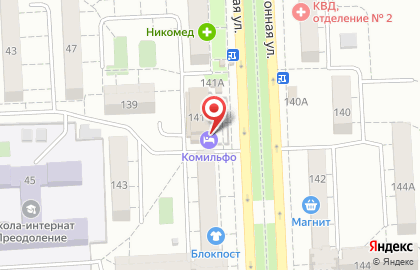 Апрель на Революционной улице на карте