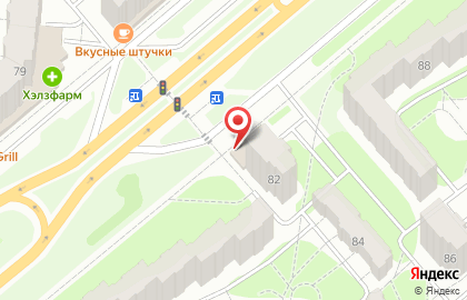 Магазин автозапчастей Лакомка на карте
