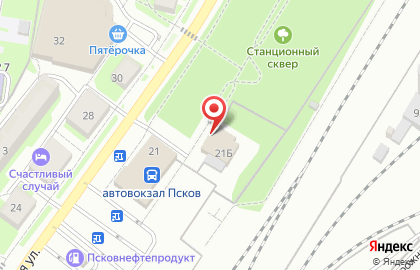 Продуктовый магазин на Вокзальной улице на карте