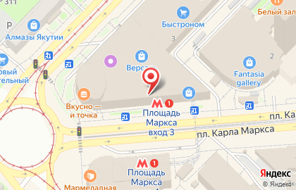 Магазин постельных принадлежностей, текстиля и одежды для дома Постелька на площади Карла Маркса на карте