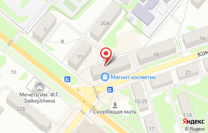 Dixis на Комсомольской на карте