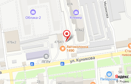 Вираж на улице Куникова на карте