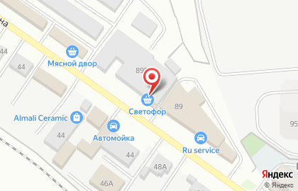 Магазин-склад Светофор на улице Коминтерна на карте