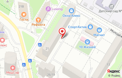 ООО Банкомат, КБ Юниаструм Банк на Молодёжной улице на карте