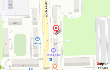Магазин Красное & Белое на улице Сталеваров, 3 на карте