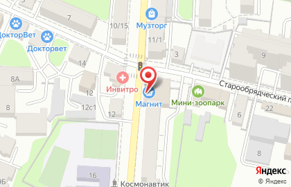 Супермаркет Магнит на улице Луначарского, 13 на карте