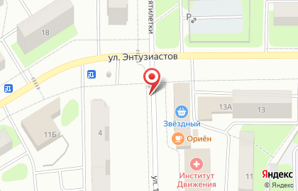 Звездный дворик на карте