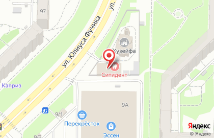 Стоматологическая клиника СИТИДЕНТ на улице Юлиуса Фучика на карте
