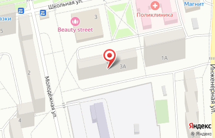 Центр подготовки к экзаменам Lancman School на Школьной улице, 3а на карте