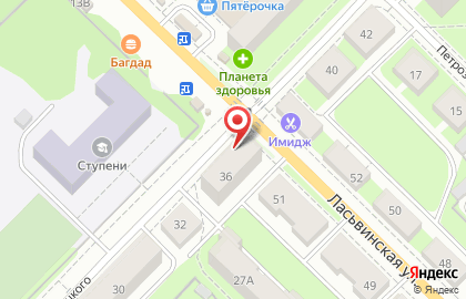 Продовольственный магазин Август на улице Богдана Хмельницкого на карте