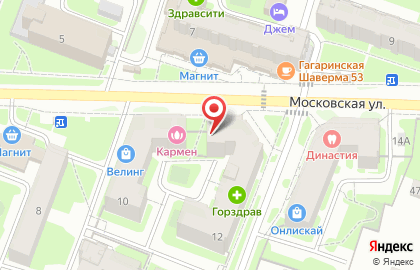 Фирменный магазин Великолукский мясокомбинат на Московской улице на карте