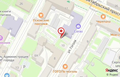 Автолюбитель на улице Гоголя на карте