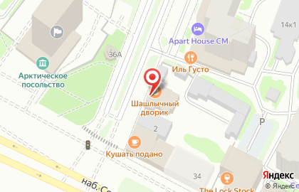 Магазин у дома Бристоль на улице Выучейского на карте