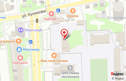 Техцентр Автобиография на улице Куникова на карте