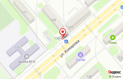 Магазин колбасных изделий Дубки на улице Комарова на карте