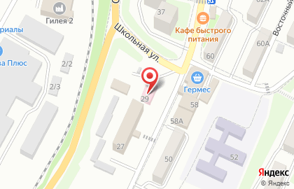 Магазин Государственная Оптика на Школьной улице на карте