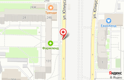 Магазин овощей и фруктов на улице Юлиуса Фучика на карте