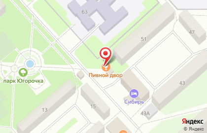 Магазин разливных напитков Пивной двор на улице Ленинградской на карте