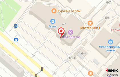 Магазин обуви Status на проспекте Комарова на карте