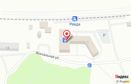 Банкомат УралТрансБанк на Вокзальной улице в Ревде на карте