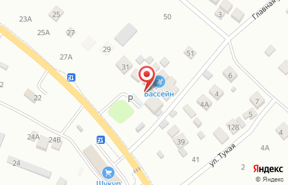 Летний бассейн Holiday Village на карте