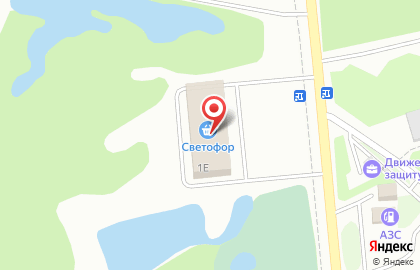 Универсальный магазин Светофор на Железнодорожной улице на карте