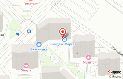 Магазин автотоваров в Москве на карте