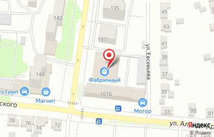 Магазин разливных напитков Пивоман на улице Титова на карте