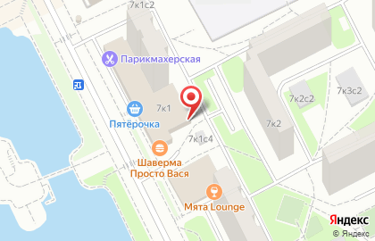 Магазин Строй двор на Паромной улице на карте