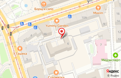 Портал на улице Черняховского на карте