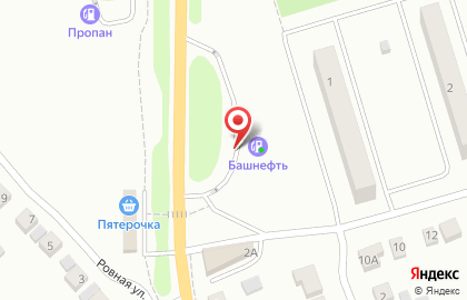 АЗС Урал-Нефть на площади Революции на карте