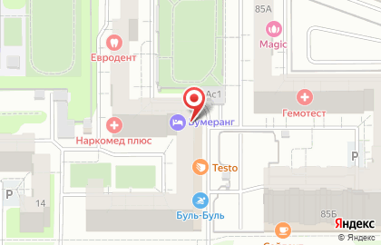 Магазин Красное & Белое на улице Братьев Кашириных, 87А на карте
