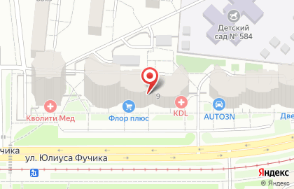 Магазин Красное & Белое на улице Юлиуса Фучика на карте