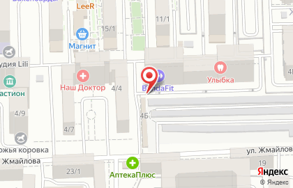 Магазин по продаже фастфудной продукции на улице Жмайлова на карте