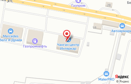 Mitsubishi на Студенческой улице на карте