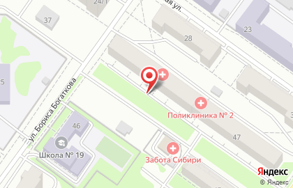 Городская поликлиника №2 на улице Бориса Богаткова на карте